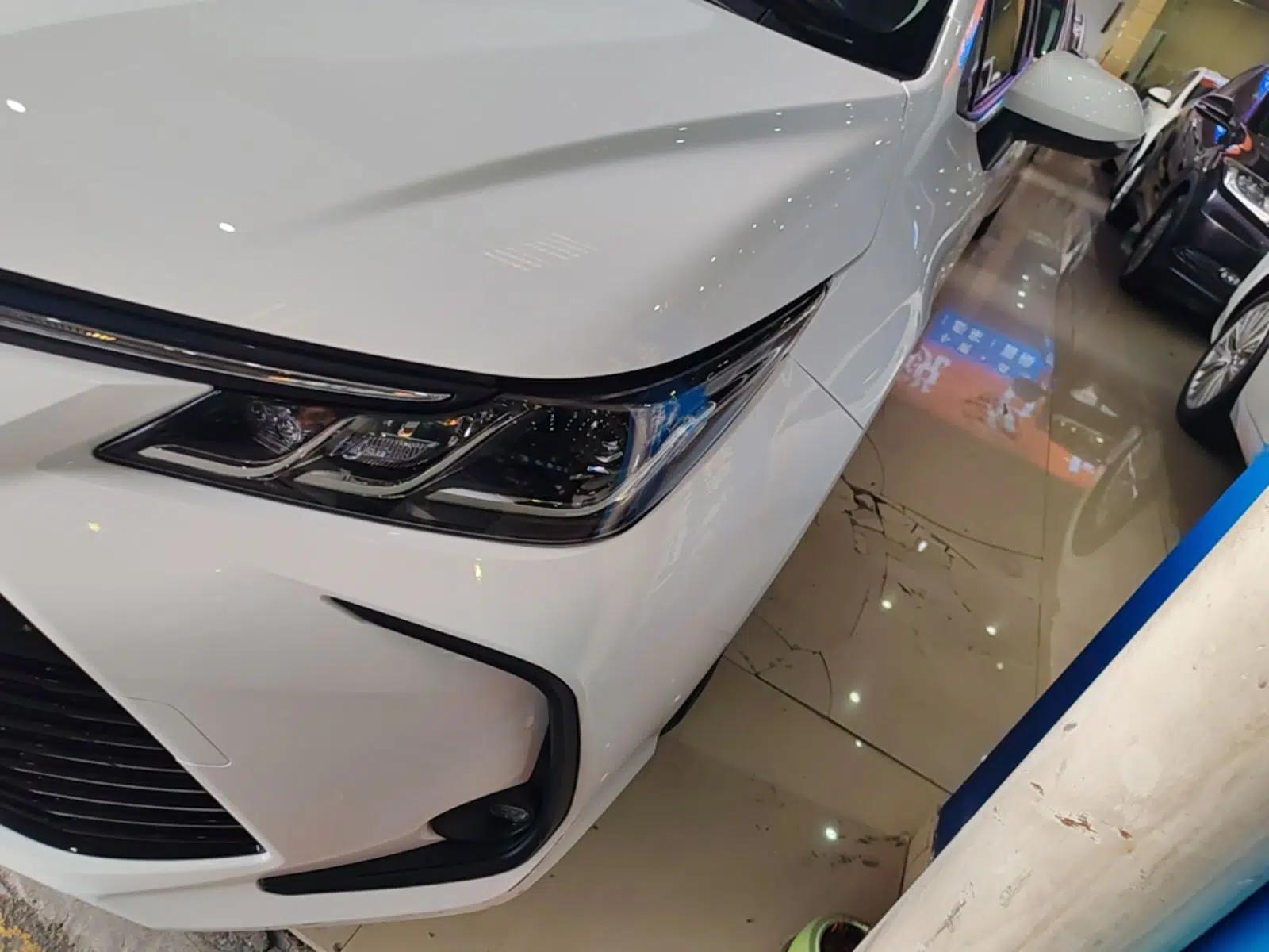 Toyota Corolla 2021 1.2T S-CVT Elite PLUS Edition — миниатюра 6
