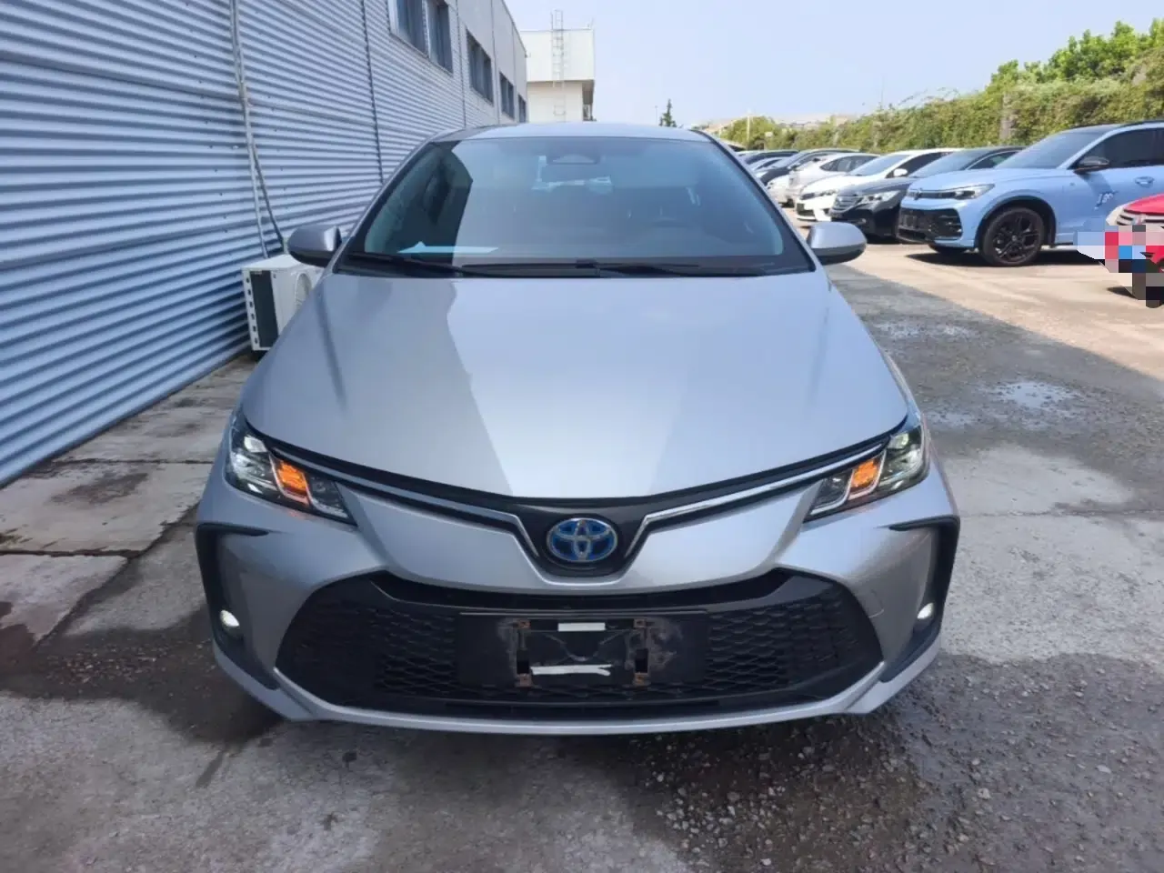 Toyota Corolla 2023 1.8L Smart Electric Hybrid Dual-Motor Elite Edition — миниатюра 2