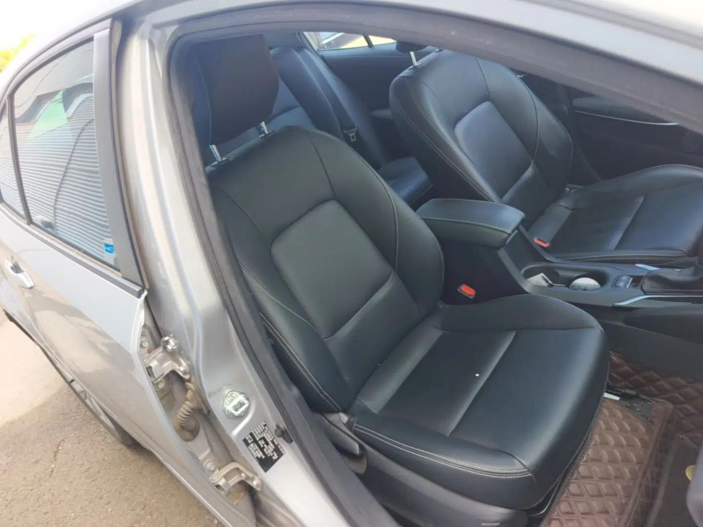 Toyota Corolla 2023 1.8L Smart Electric Hybrid Dual-Motor Elite Edition — миниатюра 19