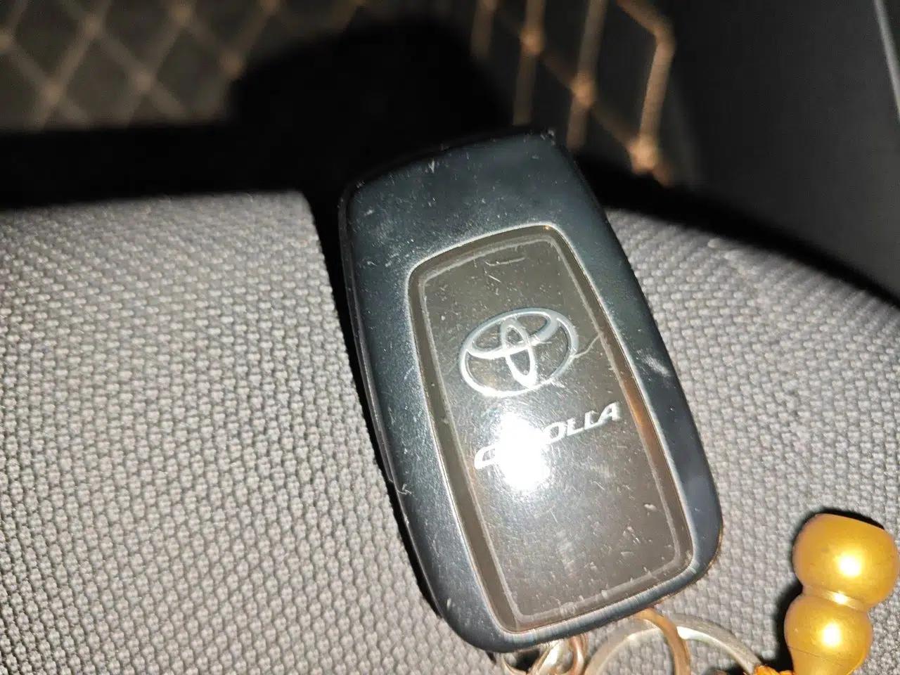 Toyota Corolla 2021 TNGA 1.5L CVT Elite Edition — миниатюра 17