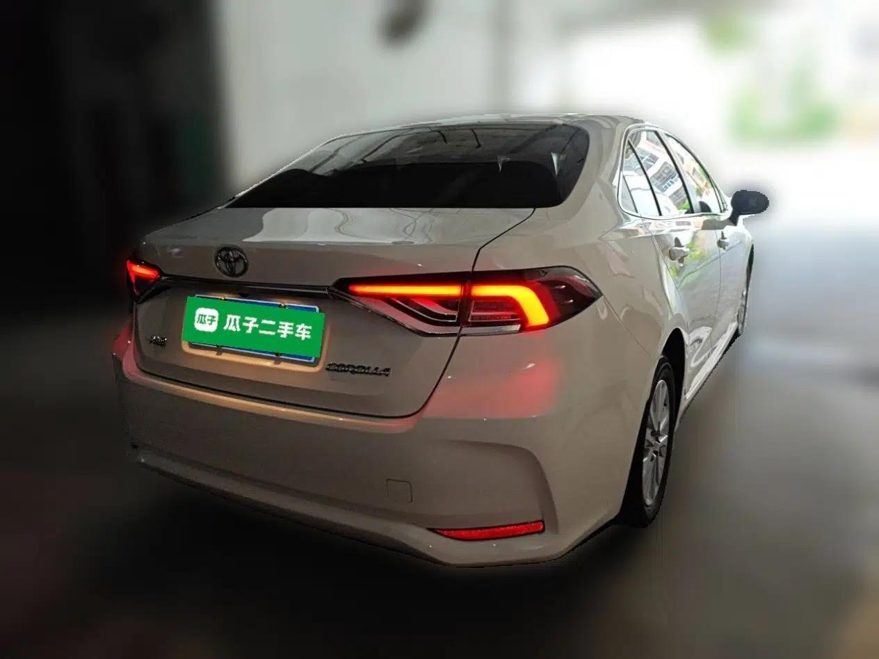 Toyota Corolla 2021 TNGA 1.5L CVT Elite Edition — миниатюра 6