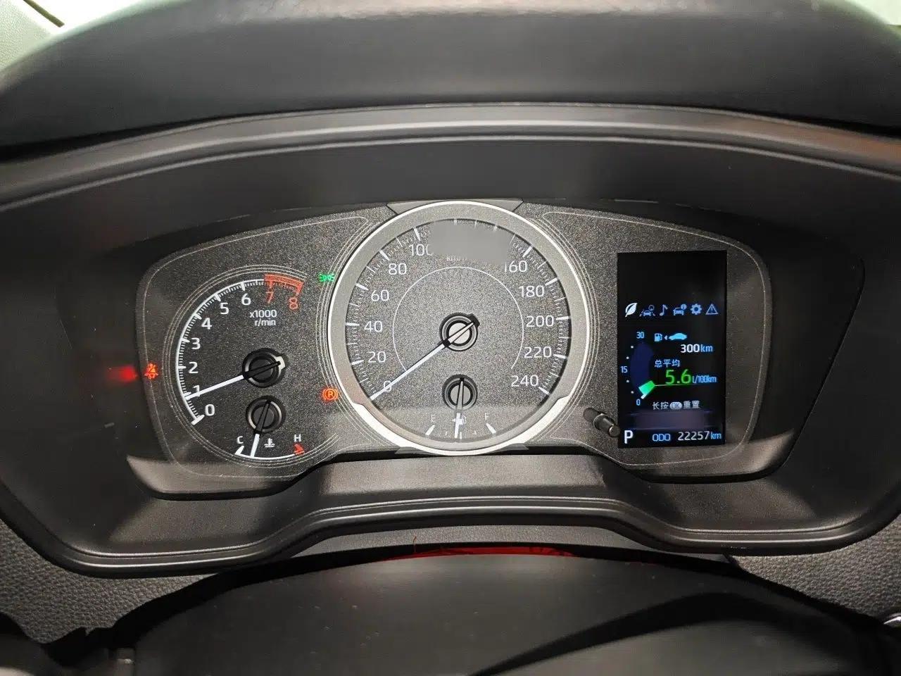 Toyota Corolla 2021 TNGA 1.5L CVT Elite Edition — миниатюра 10