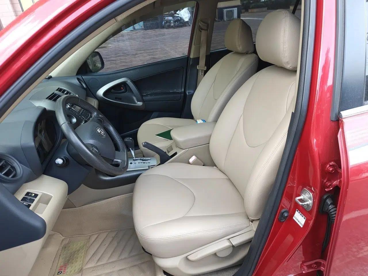 Toyota RAV4 2013 Special Edition 2.0L Automatic Classic — миниатюра 15
