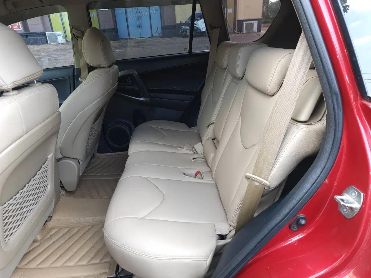 Toyota RAV4 2013 Special Edition 2.0L Automatic Classic — миниатюра 17