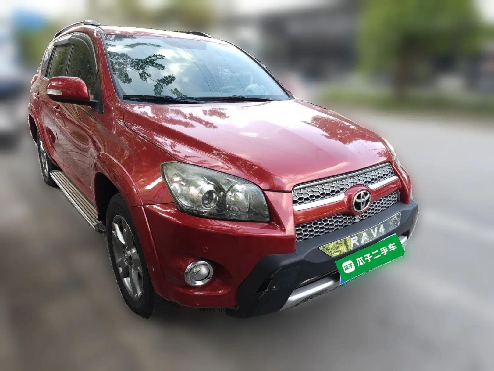Toyota RAV4 2013 Special Edition 2.0L Automatic Classic — миниатюра 3