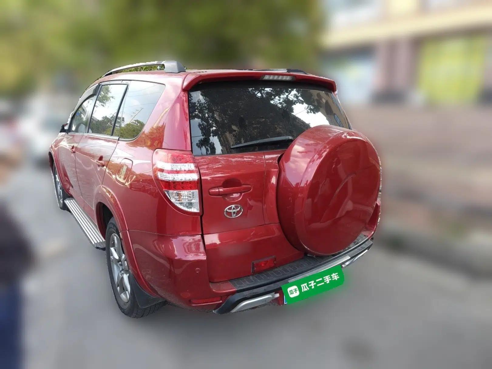 Toyota RAV4 2013 Special Edition 2.0L Automatic Classic — миниатюра 4