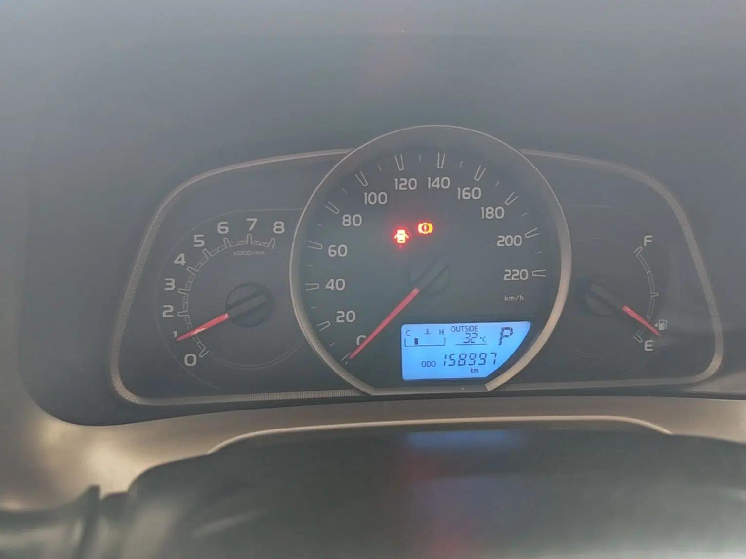 Toyota RAV4 2013 2.0L CVT Two-Wheel Drive Urban Edition — миниатюра 14