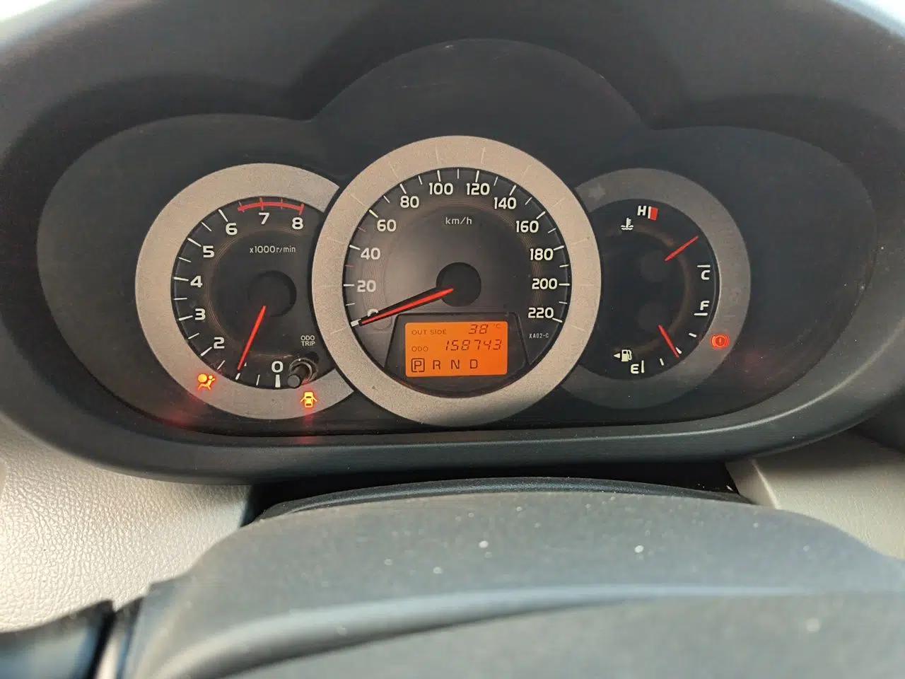 Toyota RAV4 2011 2.4L Automatic 4x4 Luxury Edition — миниатюра 11