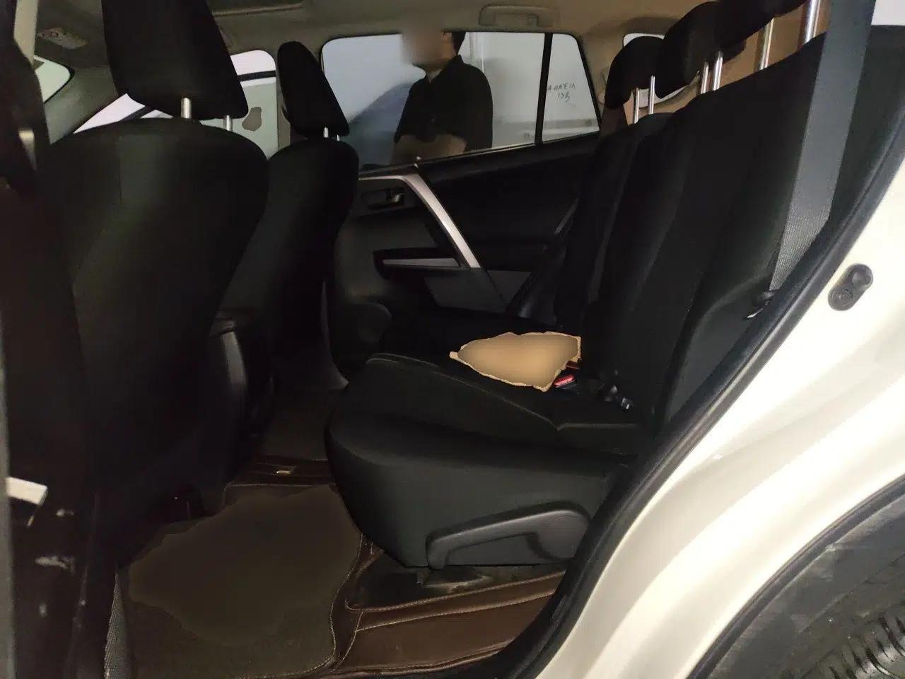 Toyota RAV4 2019 2.0L CVT Two-Wheel Drive Luxury Version China VI Standard — миниатюра 17