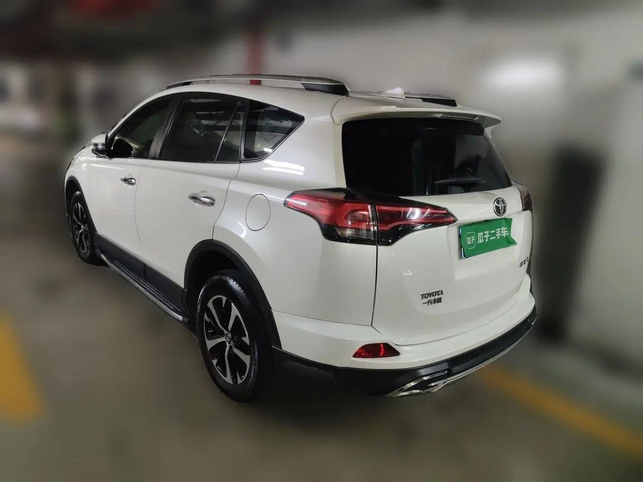 Toyota RAV4 2019 2.0L CVT Two-Wheel Drive Luxury Version China VI Standard — миниатюра 4