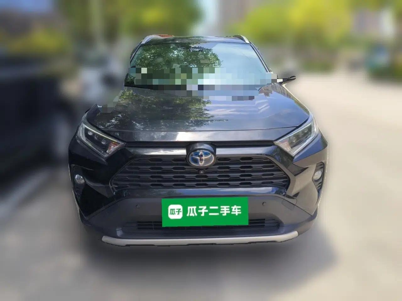 Toyota RAV4 2020 Dual-Engine 2.5L E-CVT 4x4 Elite PLUS Edition — миниатюра 2