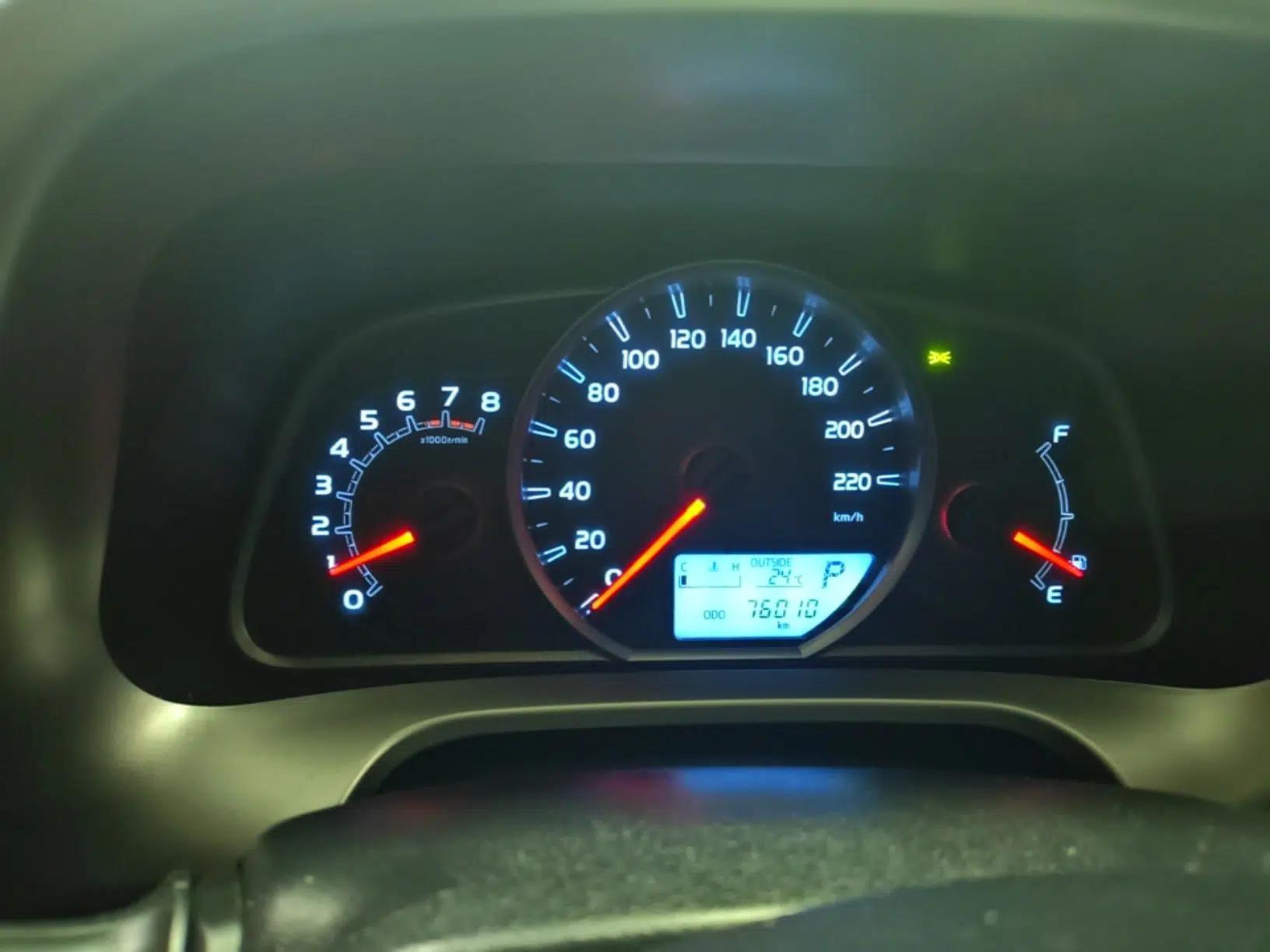 Toyota RAV4 2016 2.0L CVT Two-Wheel Drive Fashion Edition China V Standard — миниатюра 14