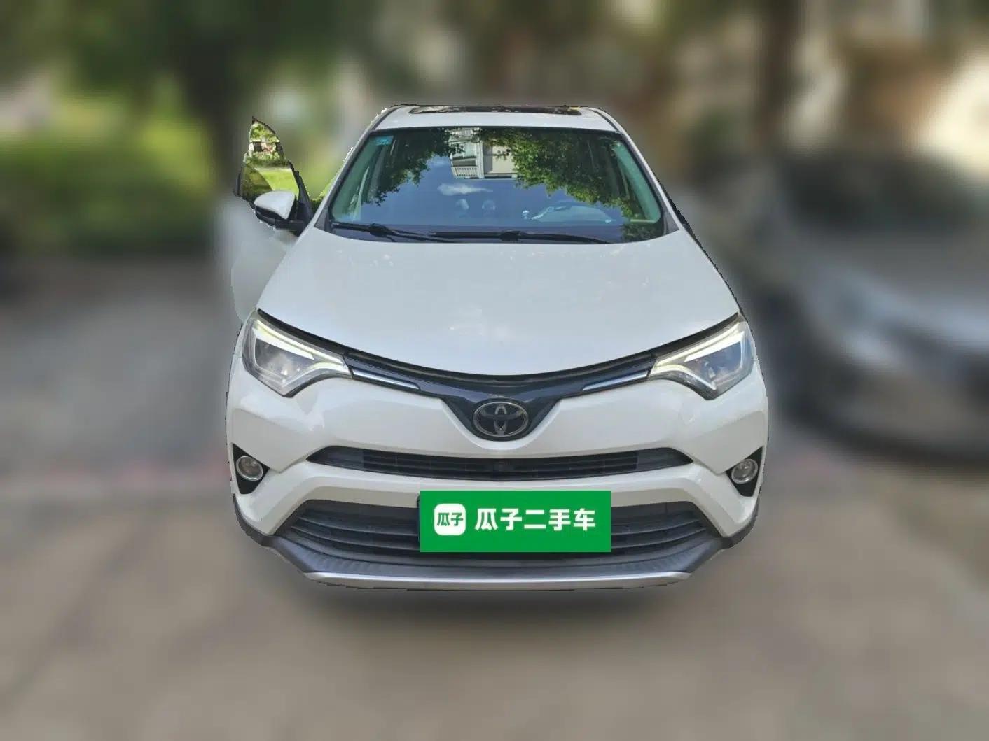 Toyota RAV4 2018 2.5L Automatic 4x4 Elite i Edition — миниатюра 2