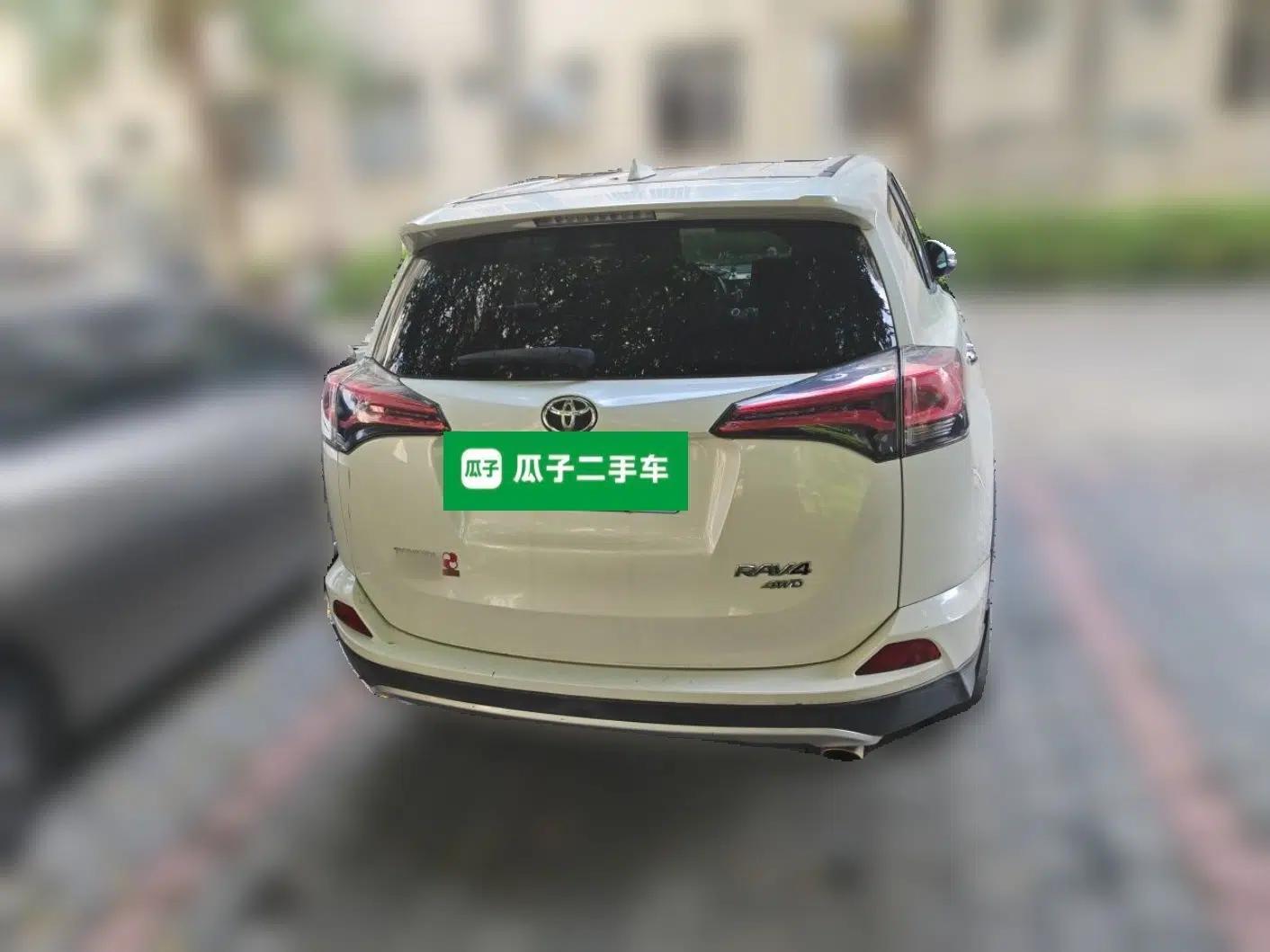 Toyota RAV4 2018 2.5L Automatic 4x4 Elite i Edition — миниатюра 5
