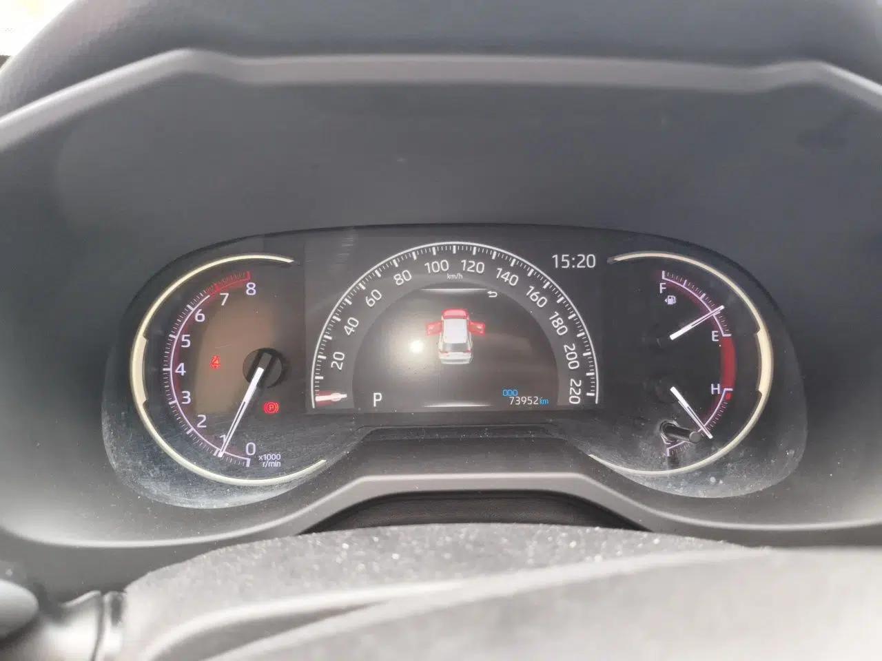 Toyota RAV4 2020 2.0L CVT Two-Wheel Drive Prestige Edition — миниатюра 11