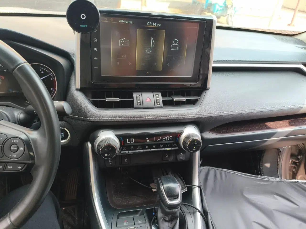 Toyota RAV4 2020 2.0L CVT Two-Wheel Drive Prestige Edition — миниатюра 13