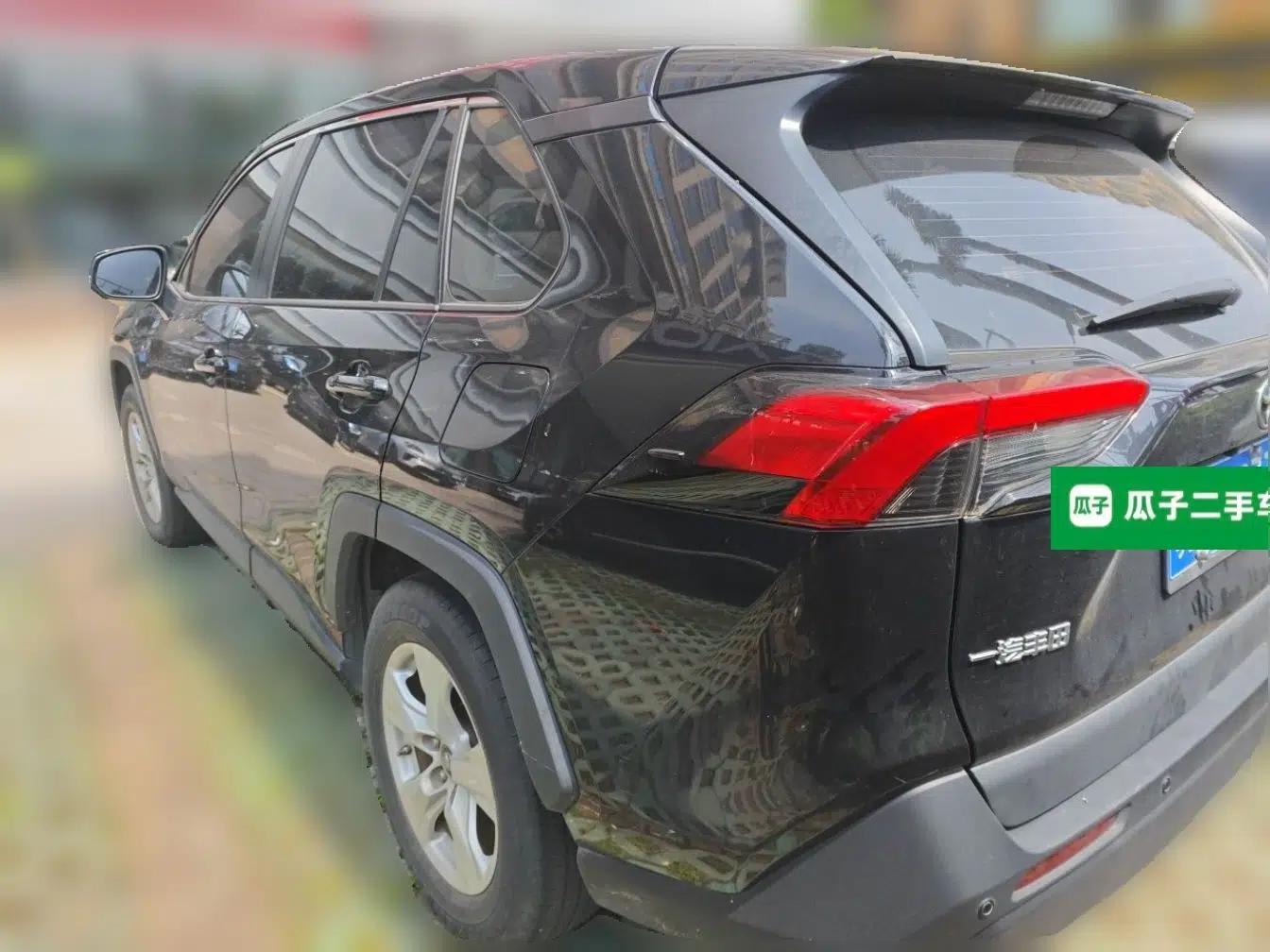 Toyota RAV4 2022 2.0L CVT Two-Wheel Drive Urban Edition — миниатюра 4