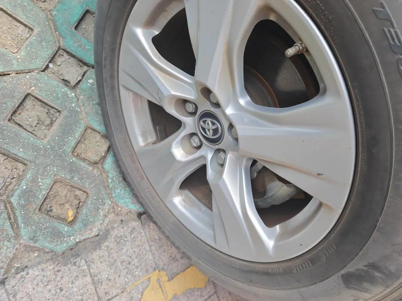 Toyota RAV4 2022 2.0L CVT Two-Wheel Drive Urban Edition — миниатюра 8