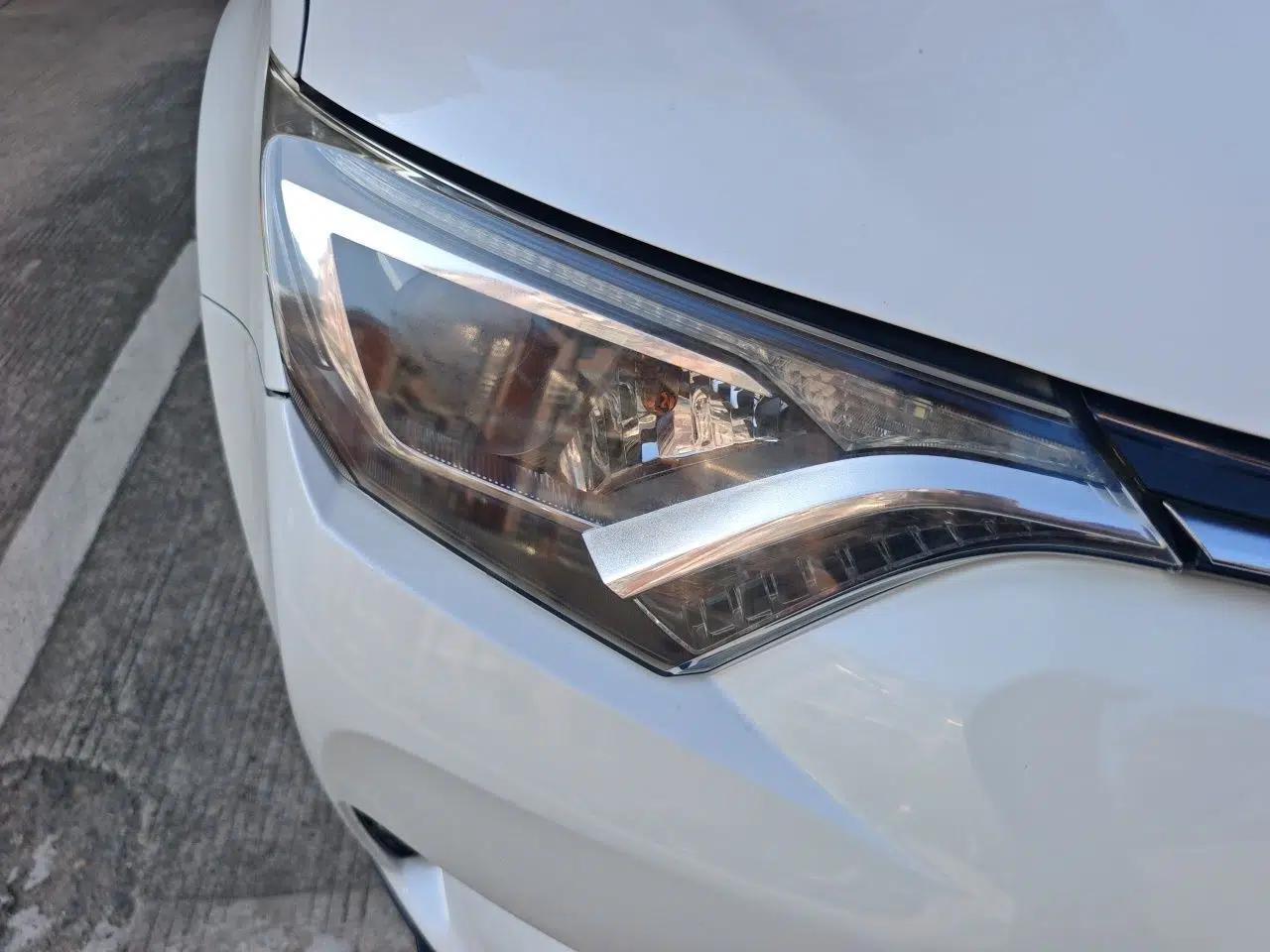 Toyota RAV4 2019 2.0L CVT Two-Wheel Drive Luxury Version China VI Standard — миниатюра 7