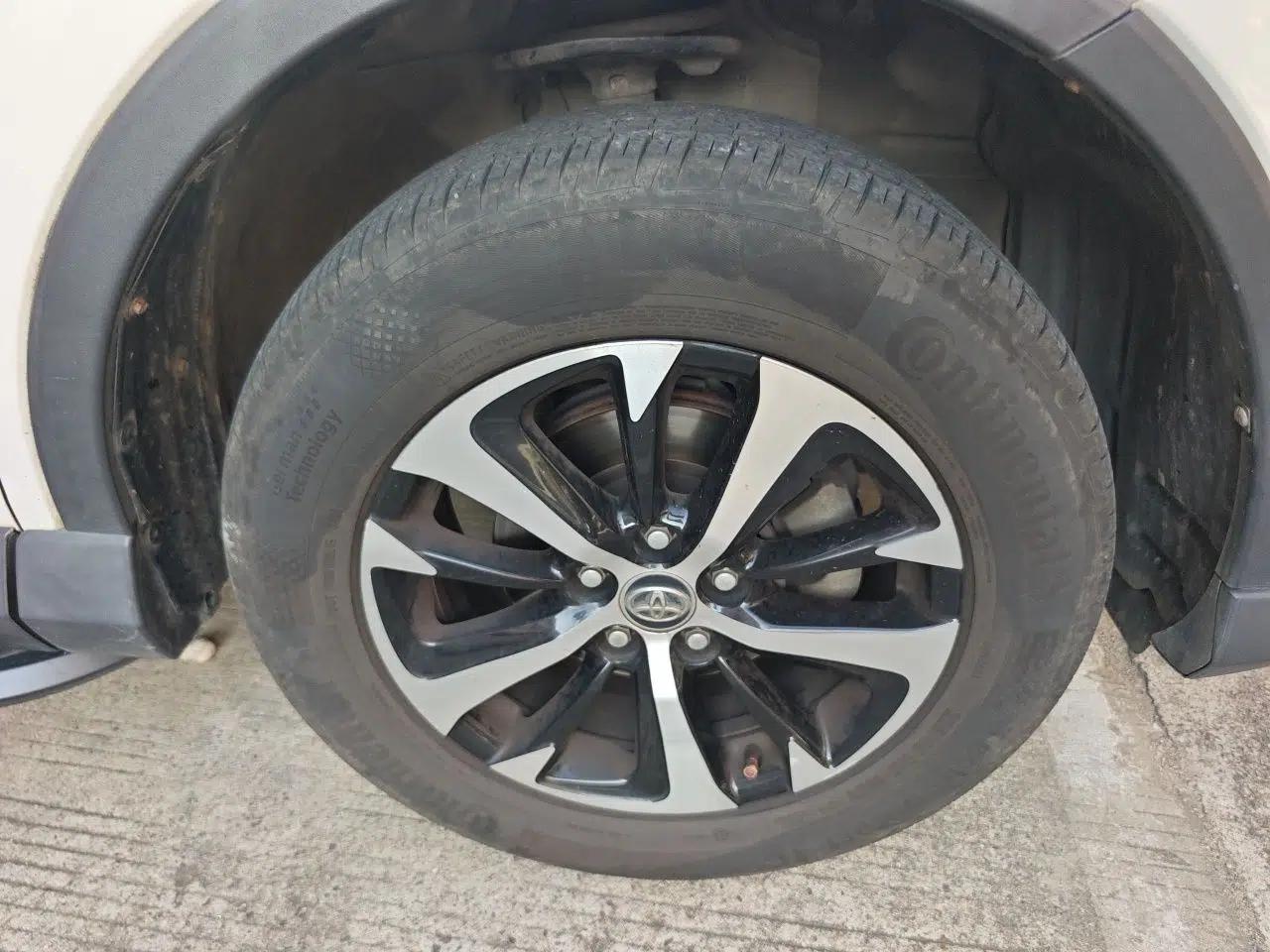 Toyota RAV4 2019 2.0L CVT Two-Wheel Drive Luxury Version China VI Standard — миниатюра 8