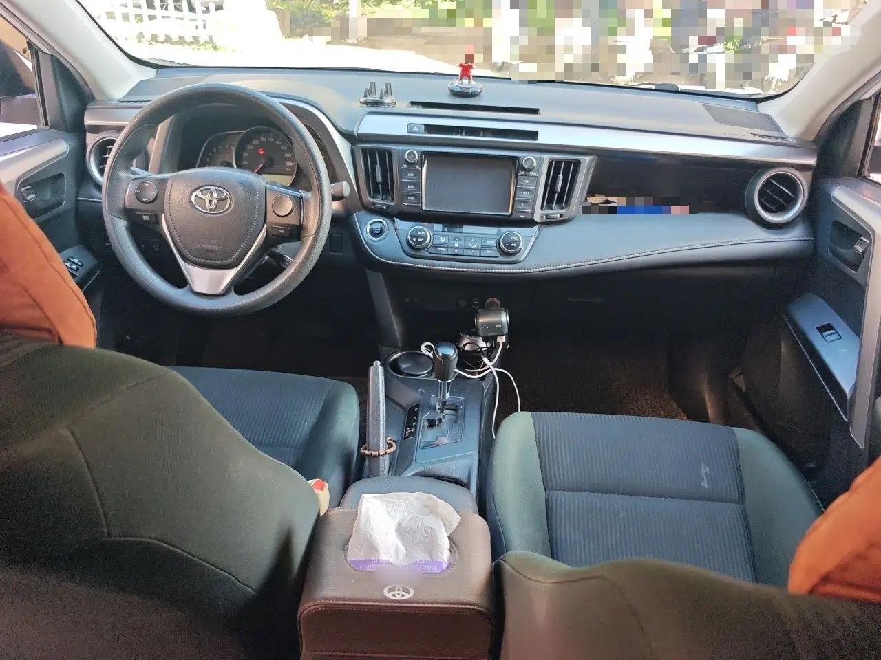 Toyota RAV4 2019 2.0L CVT Two-Wheel Drive Luxury Version China VI Standard — миниатюра 9
