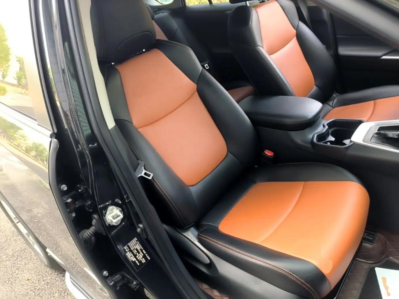 Toyota RAV4 2023 2.0L CVT Two-Wheel Drive Urban Edition — миниатюра 19