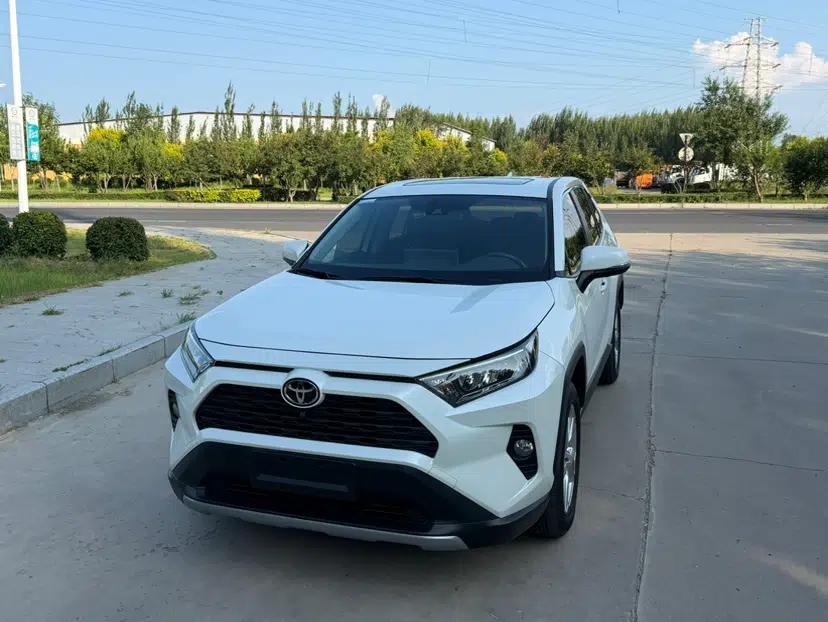 Toyota RAV4 2020 2.0L CVT 4x4 Trend Edition — миниатюра 4