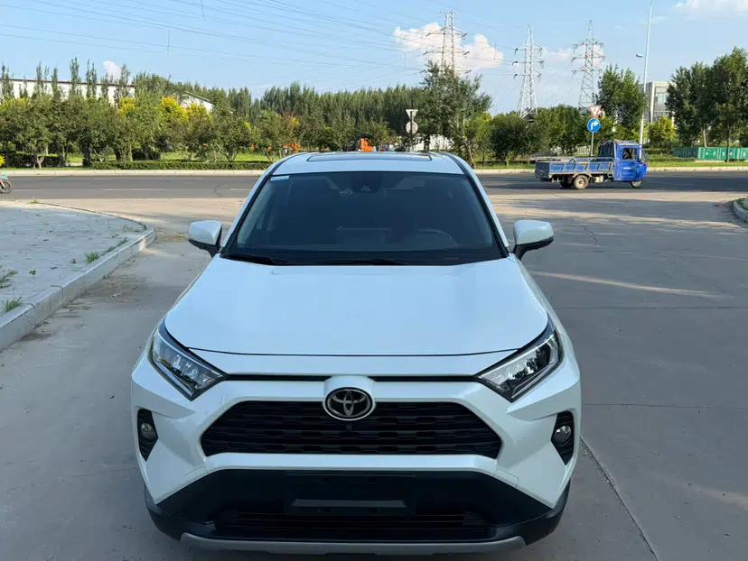 Toyota RAV4 2020 2.0L CVT 4x4 Trend Edition — миниатюра 6