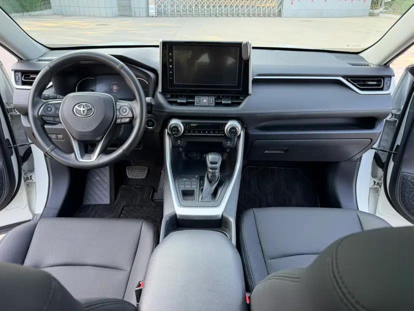 Toyota RAV4 2020 2.0L CVT 4x4 Trend Edition — миниатюра 10