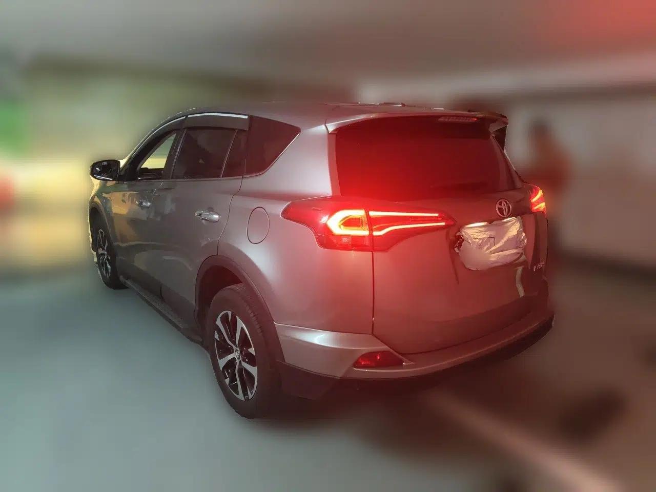 Toyota RAV4 2019 2.0L CVT Two-Wheel Drive Pioneer Edition China VI Standard — миниатюра 4