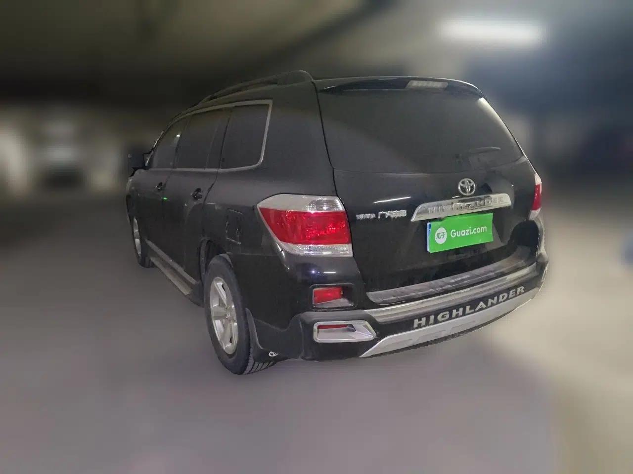 Toyota Highlander 2012 2.7L 2WD 5-Seater Elite Edition — миниатюра 4