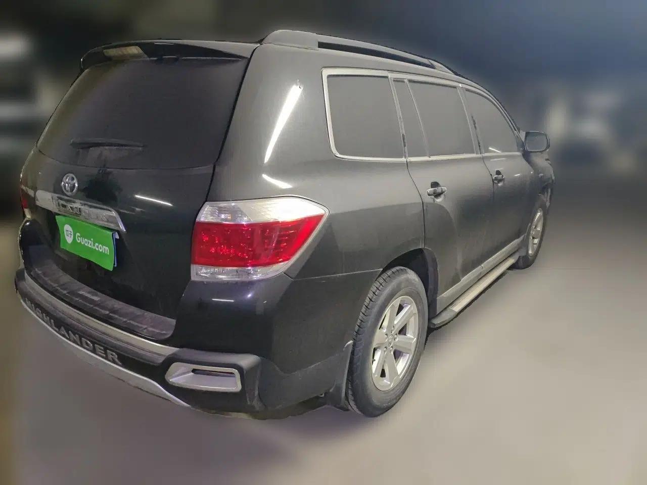 Toyota Highlander 2012 2.7L 2WD 5-Seater Elite Edition — миниатюра 6