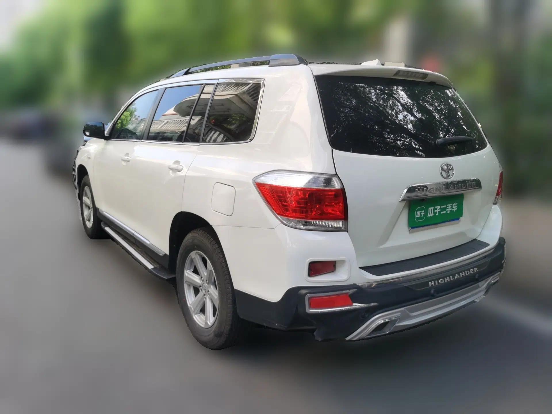 Toyota Highlander 2012 2.7L 2WD 5-Seater Elite Edition — миниатюра 4