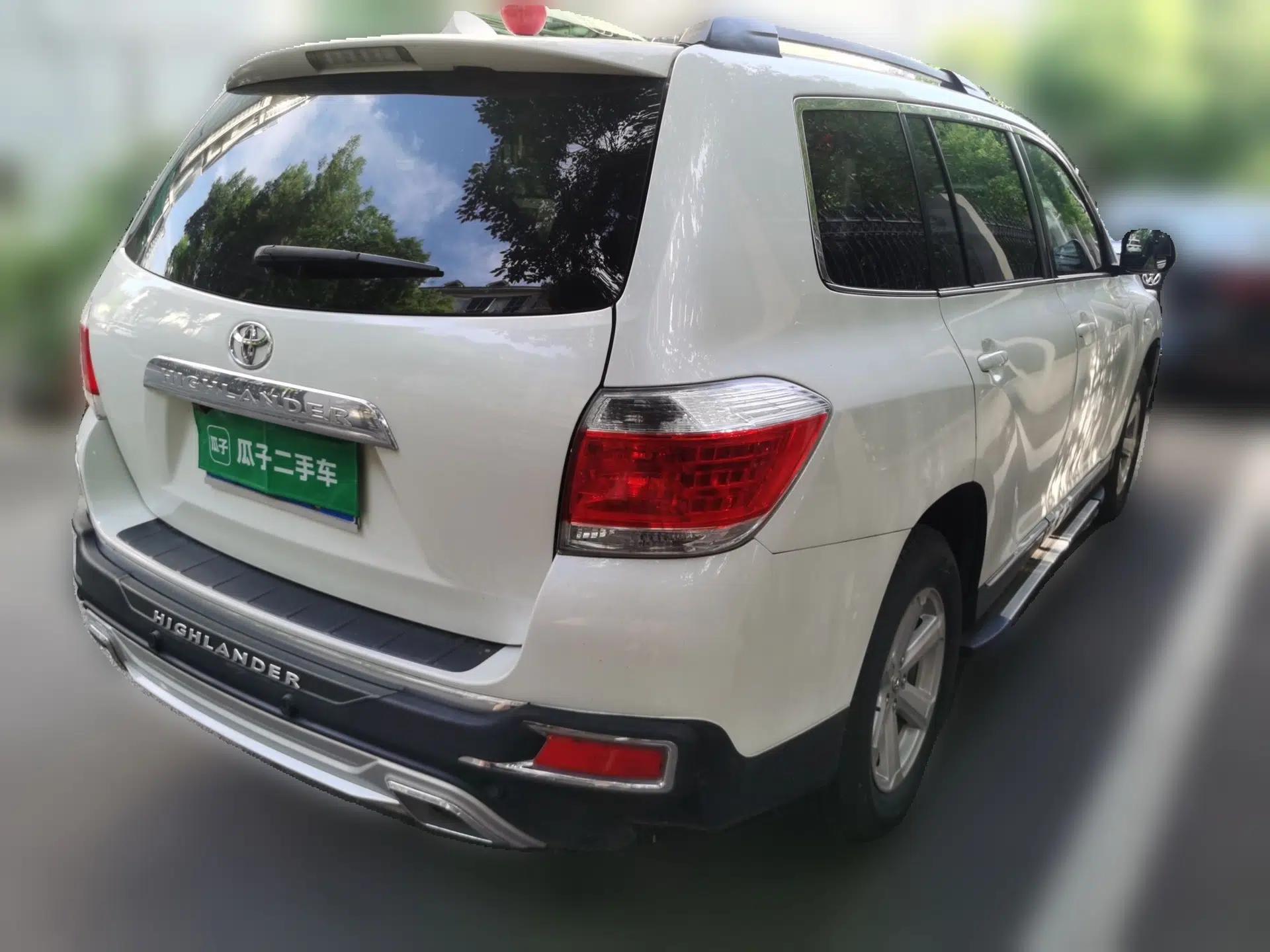Toyota Highlander 2012 2.7L 2WD 5-Seater Elite Edition — миниатюра 6