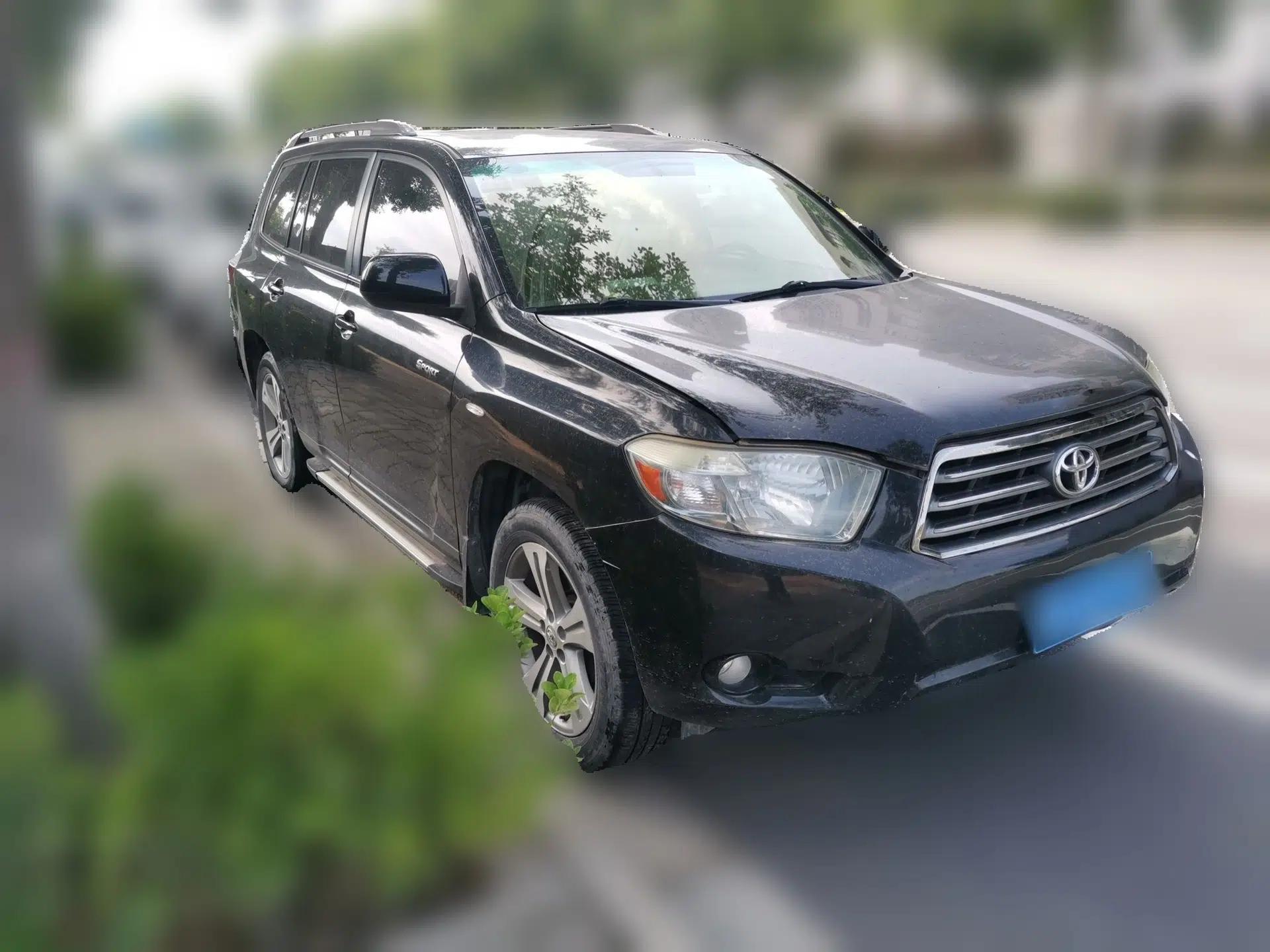Toyota Highlander 2011 2.7L Two-Wheel Drive 7-Seater Luxury Edition — миниатюра 3