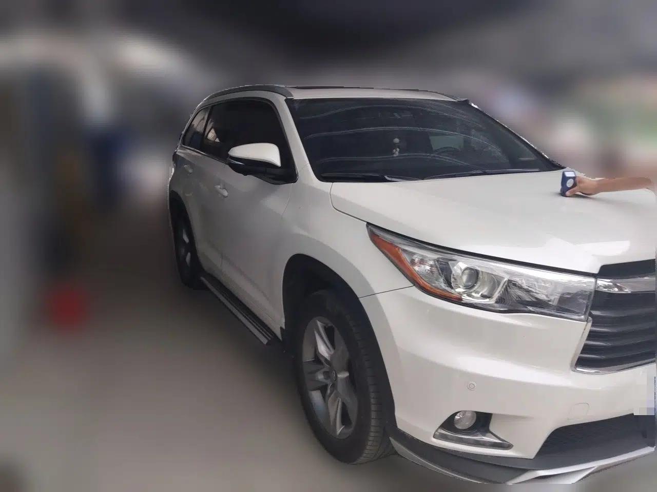 Toyota Highlander 2017 2.0T Four-Wheel Drive Luxury Edition 7 Seats — миниатюра 3