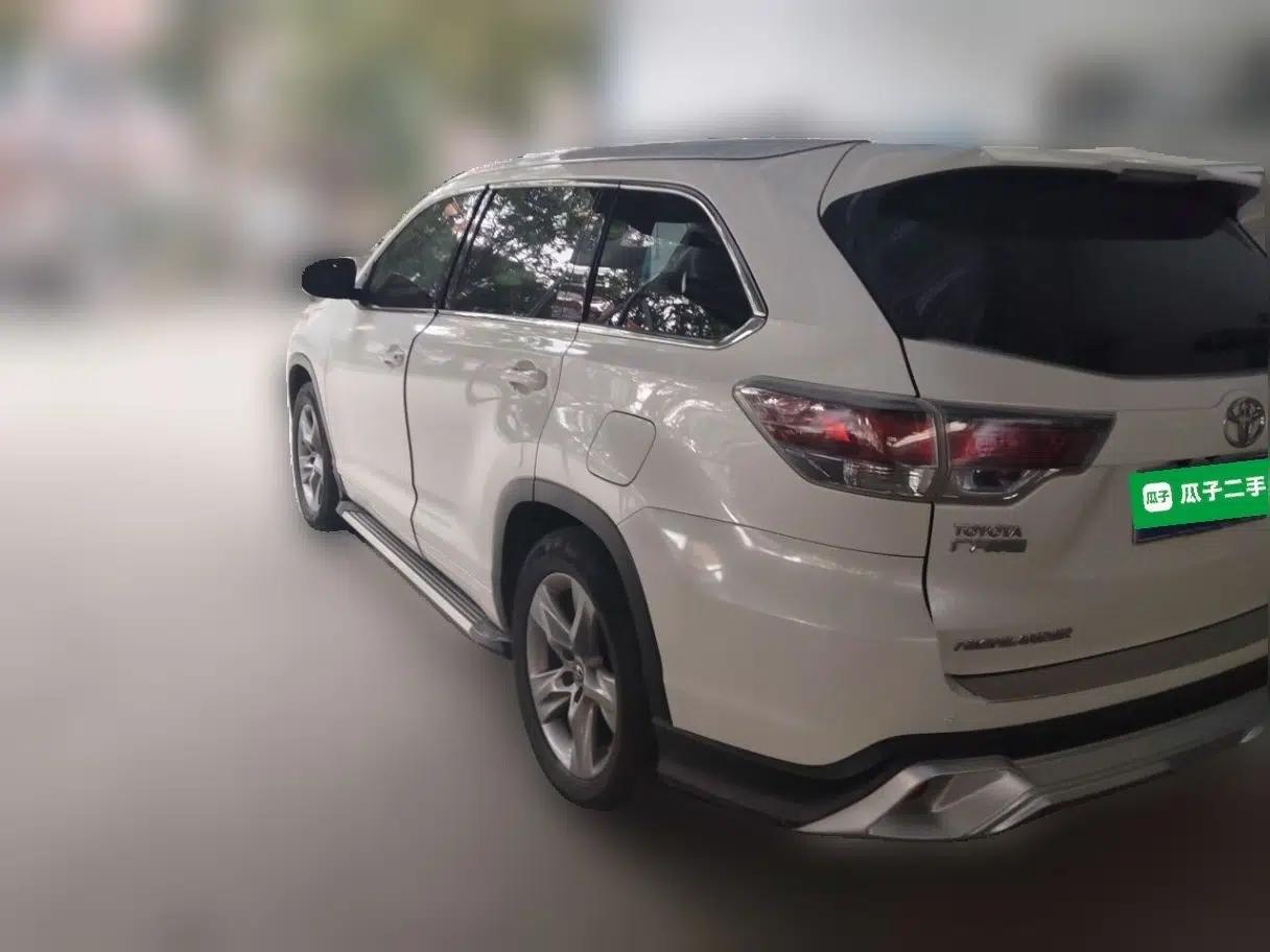 Toyota Highlander 2017 2.0T Four-Wheel Drive Luxury Edition 7 Seats — миниатюра 4