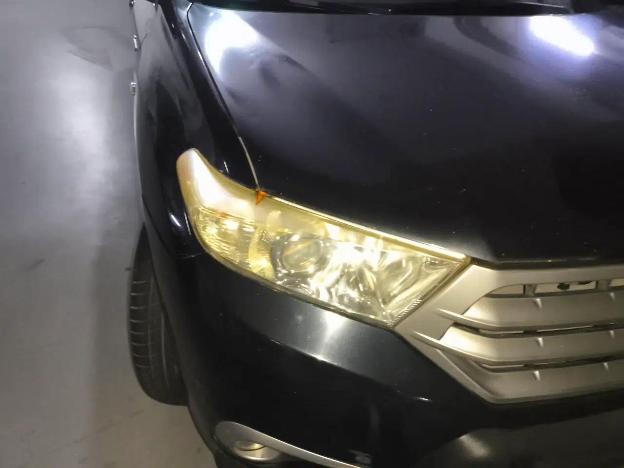Toyota Highlander 2013 2.7L Two-Wheel Drive 7-Seater Zijin Edition — миниатюра 7