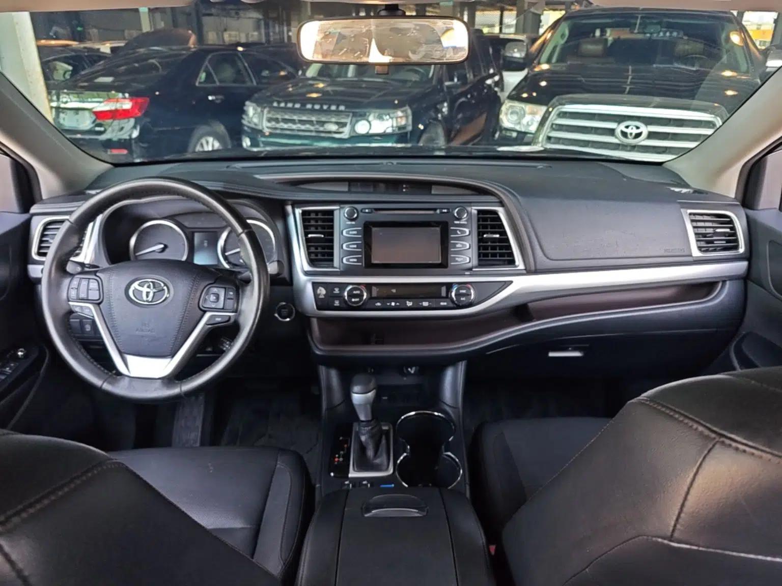 Toyota Highlander 2015 2.0T Two-Wheel Drive Luxury Edition 7 Seats — миниатюра 12