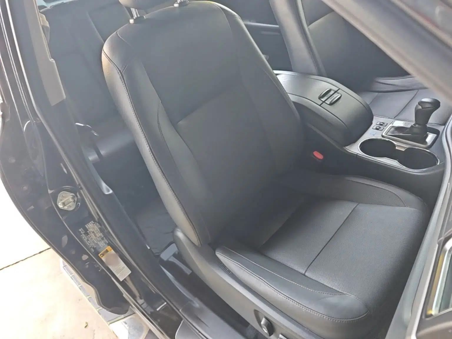 Toyota Highlander 2015 2.0T Two-Wheel Drive Luxury Edition 7 Seats — миниатюра 19