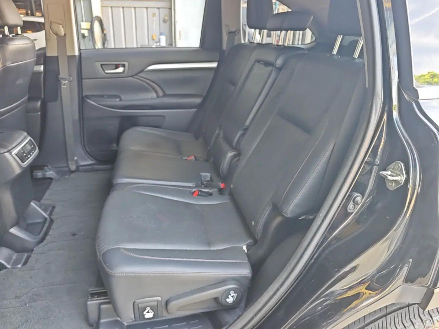 Toyota Highlander 2015 2.0T Two-Wheel Drive Luxury Edition 7 Seats — миниатюра 20