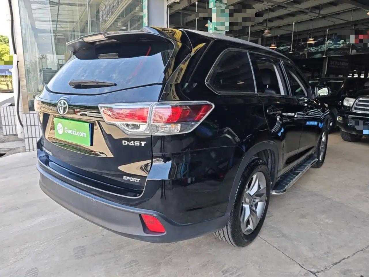 Toyota Highlander 2015 2.0T Two-Wheel Drive Luxury Edition 7 Seats — миниатюра 6