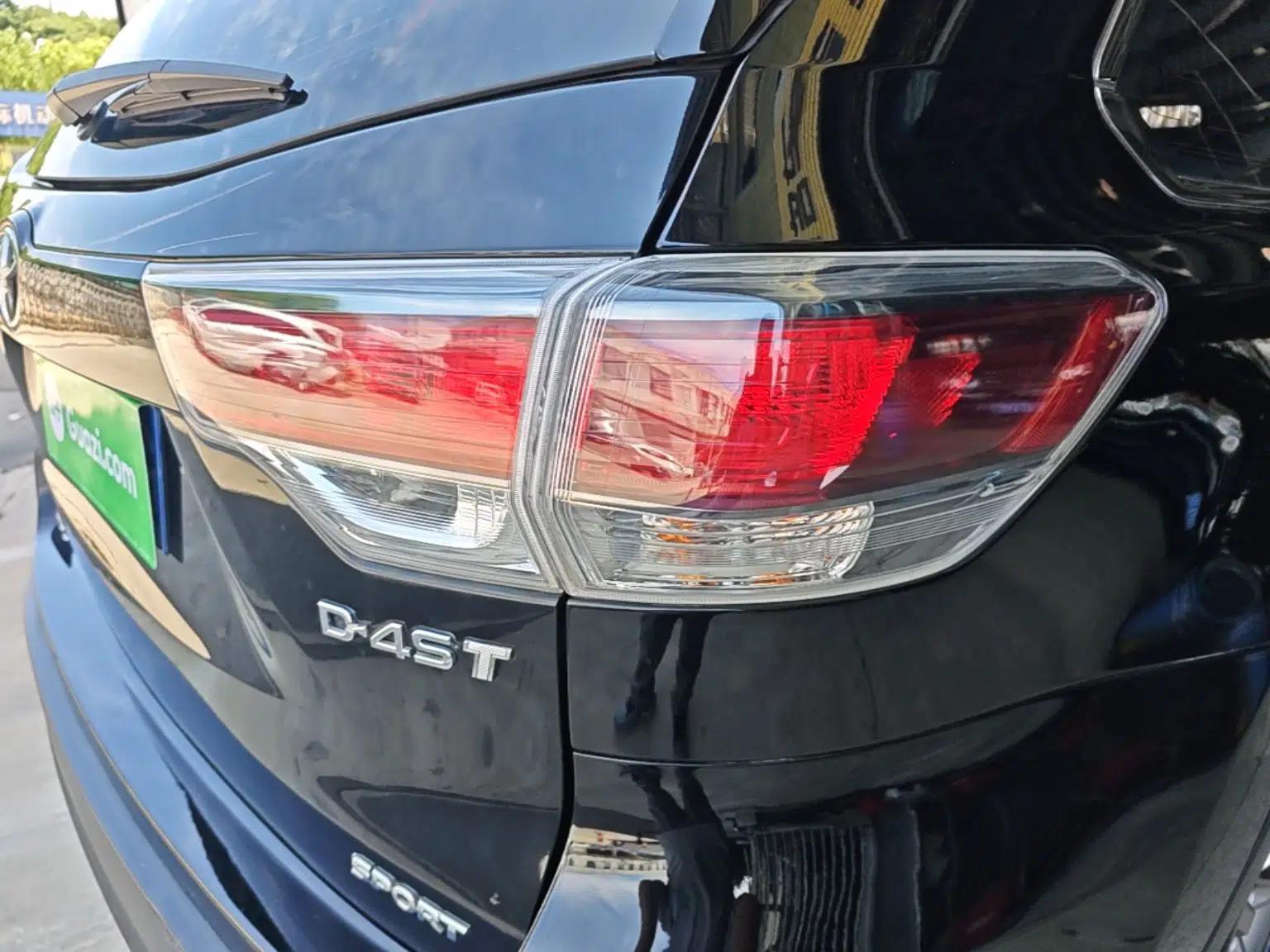 Toyota Highlander 2015 2.0T Two-Wheel Drive Luxury Edition 7 Seats — миниатюра 9
