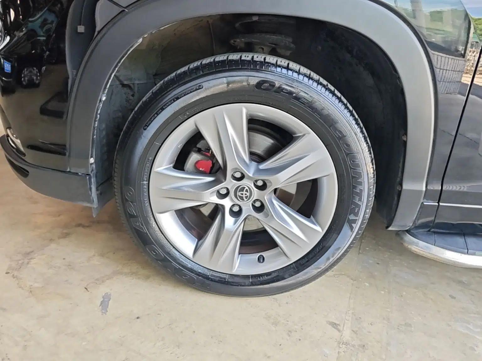 Toyota Highlander 2015 2.0T Two-Wheel Drive Luxury Edition 7 Seats — миниатюра 10