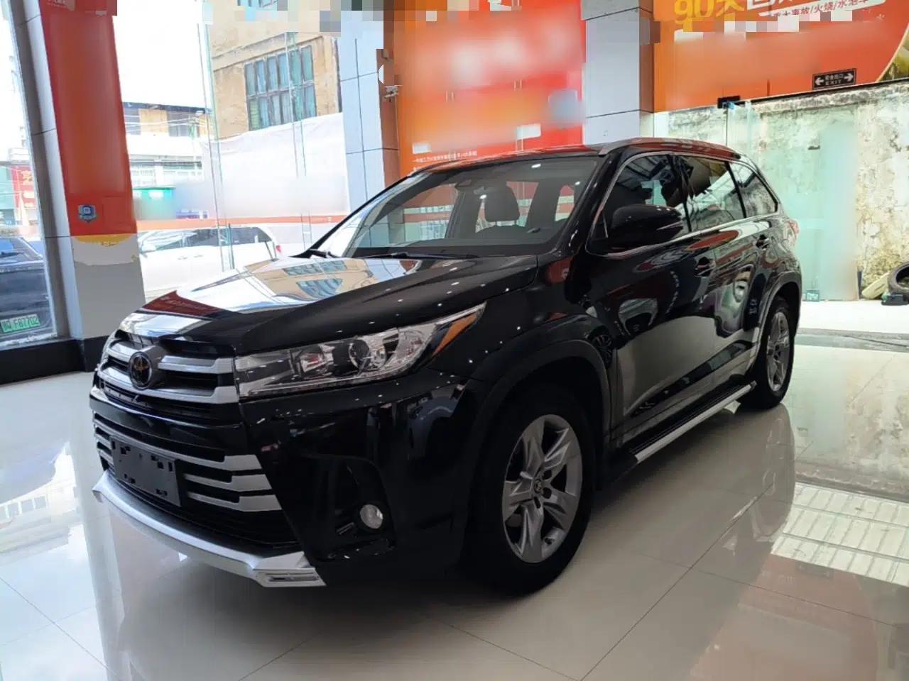 Toyota Highlander 2018 2.0T Four-Wheel Drive Luxury Edition 7 Seats China V Emission Standard — миниатюра 1