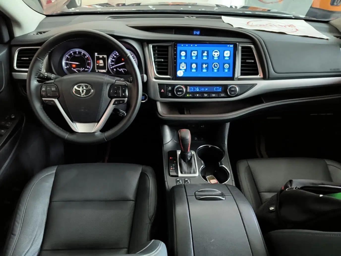 Toyota Highlander 2018 2.0T Four-Wheel Drive Luxury Edition 7 Seats China V Emission Standard — миниатюра 12