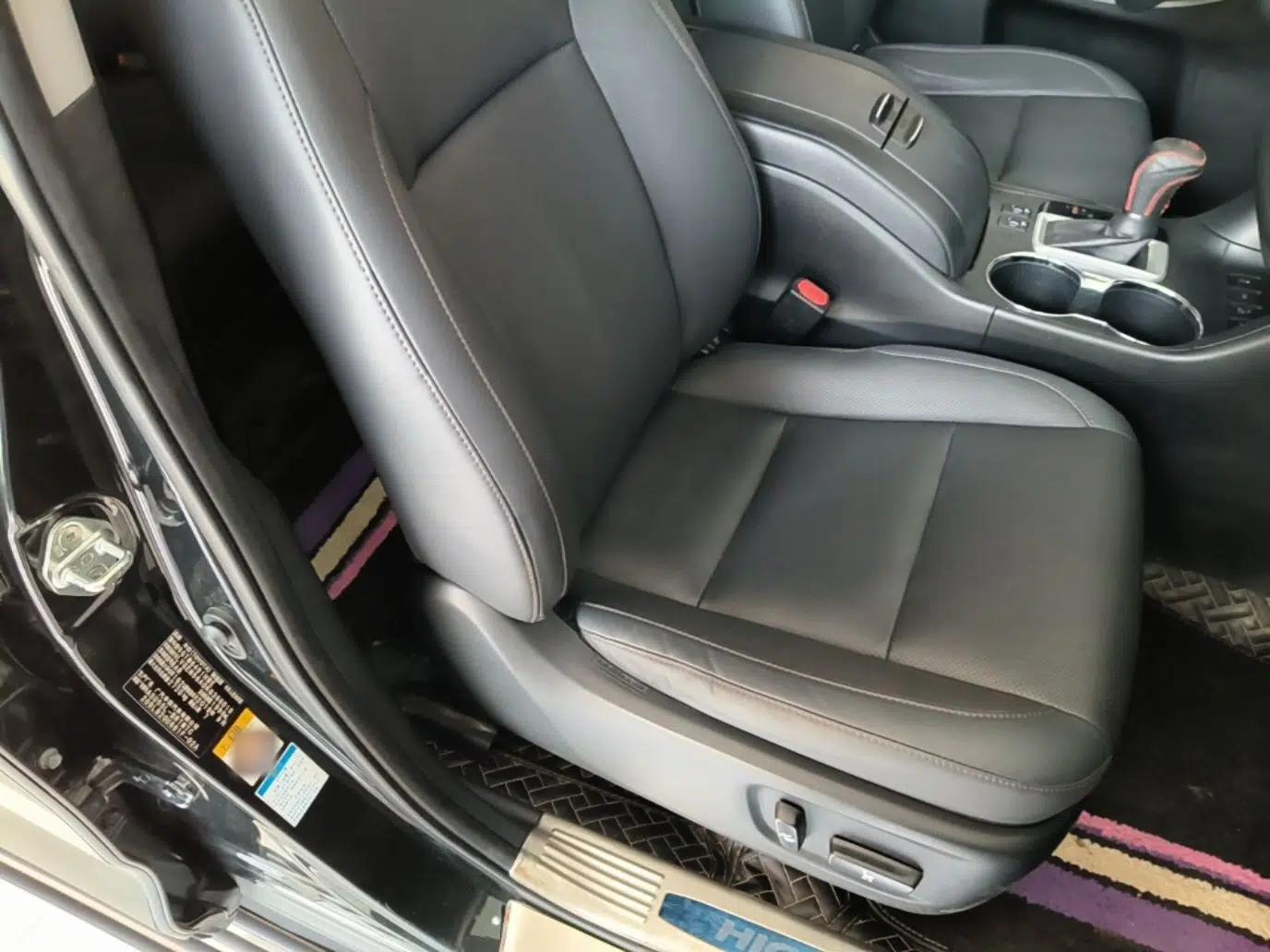 Toyota Highlander 2018 2.0T Four-Wheel Drive Luxury Edition 7 Seats China V Emission Standard — миниатюра 19