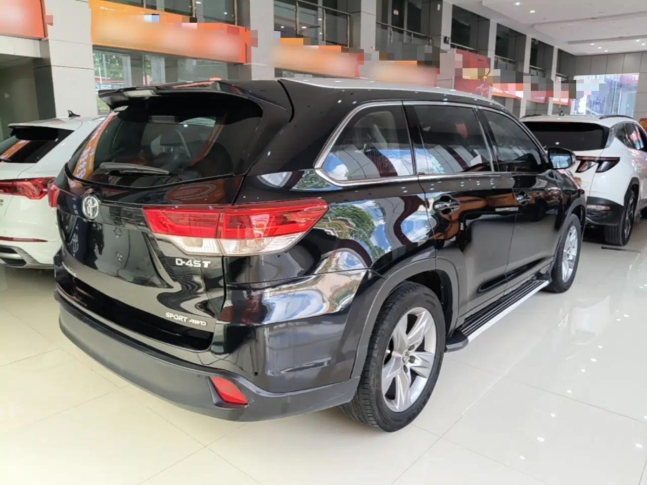Toyota Highlander 2018 2.0T Four-Wheel Drive Luxury Edition 7 Seats China V Emission Standard — миниатюра 6