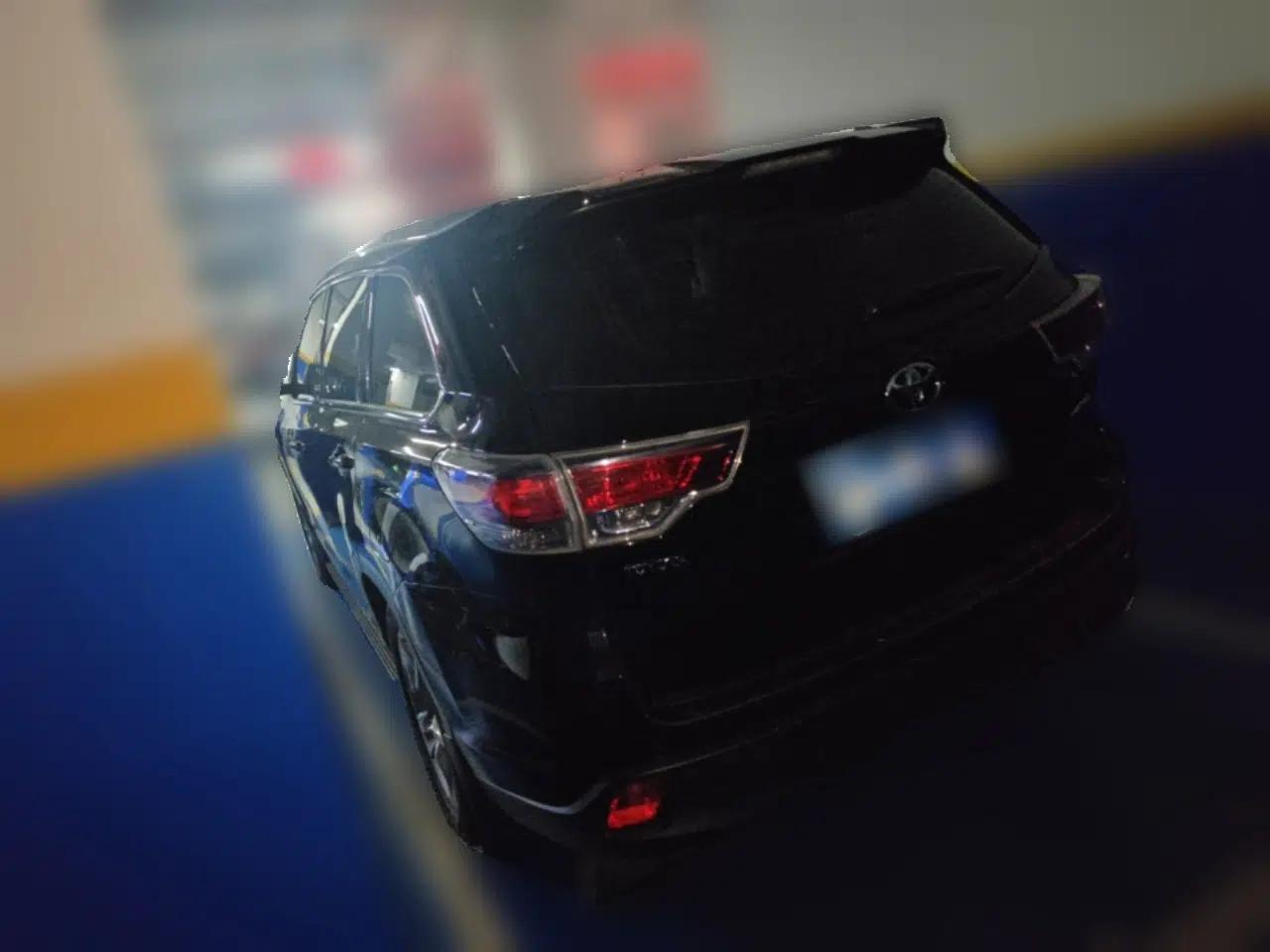 Toyota Highlander 2017 2.0T Four-Wheel Drive Luxury Edition 7 Seats — миниатюра 4