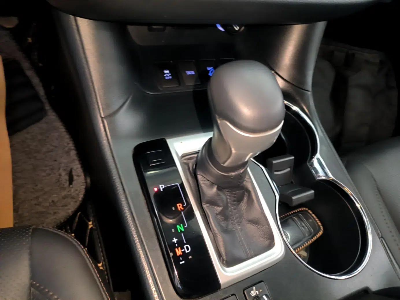 Toyota Highlander 2018 2.0T Four-Wheel Drive Luxury Edition 7 Seats China V Emission Standard — миниатюра 16
